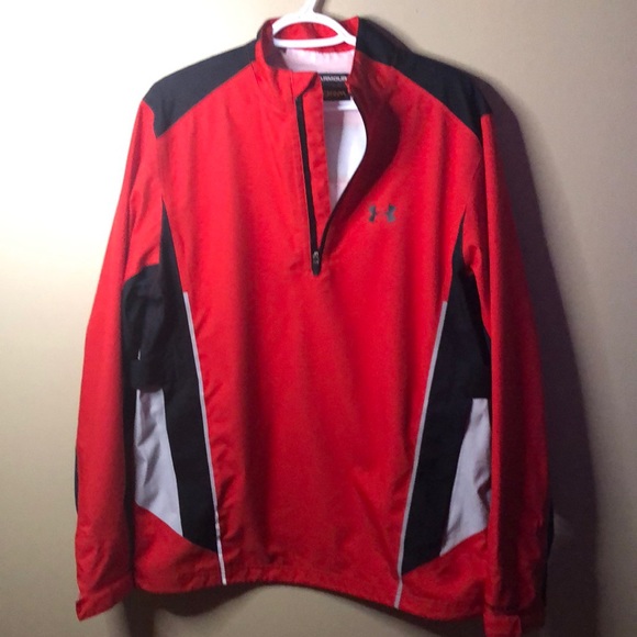 Under Armour Other - Under armour storm jacket with adjustable sides